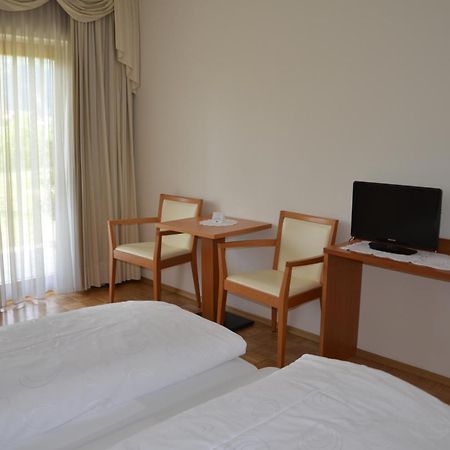 Hotel Greifenstein Terlano Ruang foto