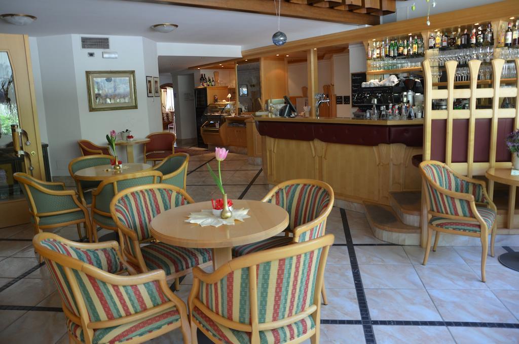 Hotel Greifenstein Terlano Bagian luar foto