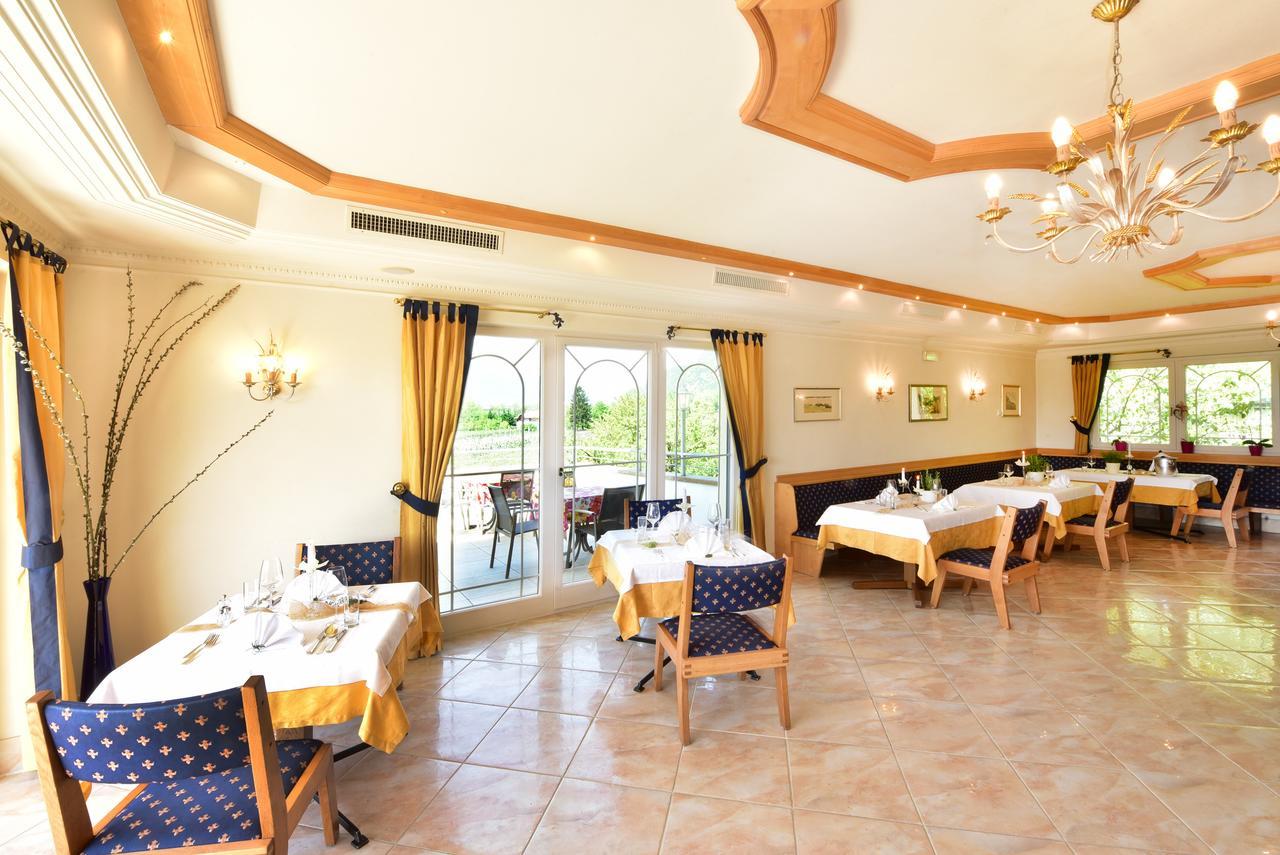Hotel Greifenstein Terlano Bagian luar foto