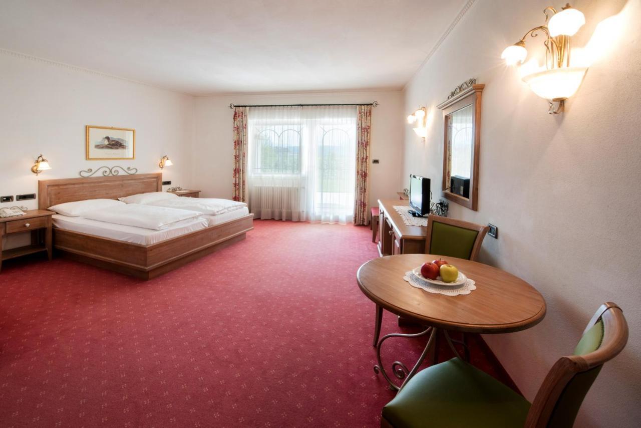 Hotel Greifenstein Terlano Bagian luar foto